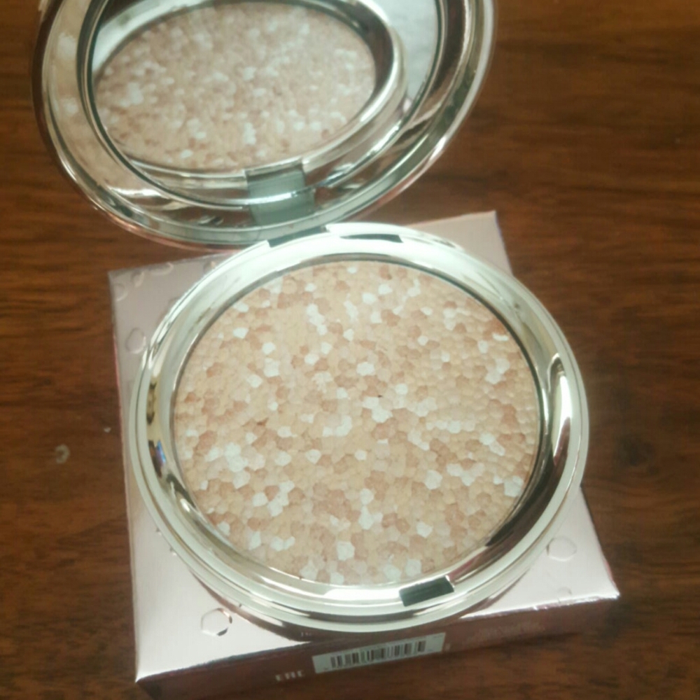 NEW Ciate Confetti Highlighter - Picture 2 of 3